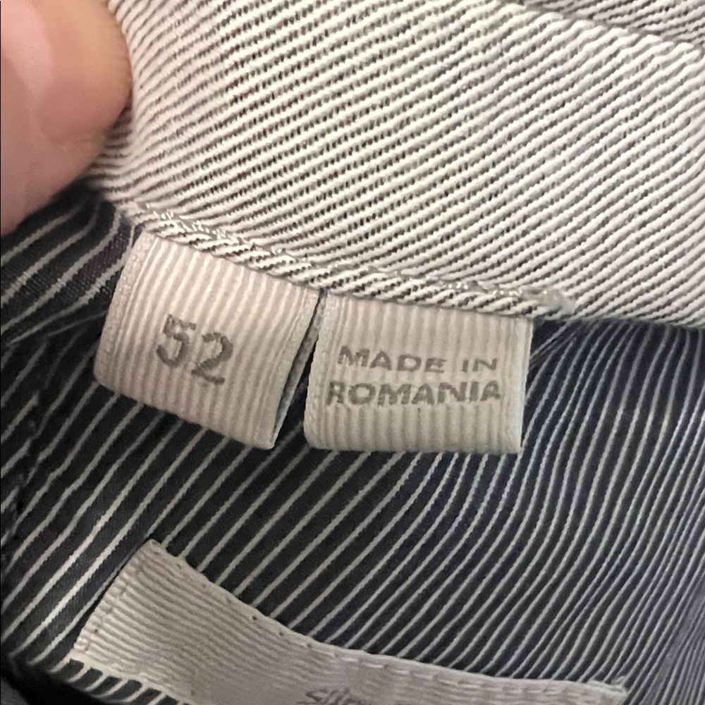 Ermenegildo Zegna Men's Classic Brown Chinos - Picture 5 of 9